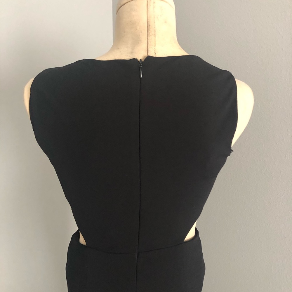 Lulu’s black maxi dress - Picture 7 of 8